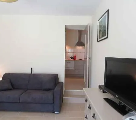 Domaine De Cassan Holiday home